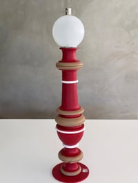 Trait blanc Lampe à huile rouge