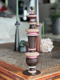 totem rose chocolat