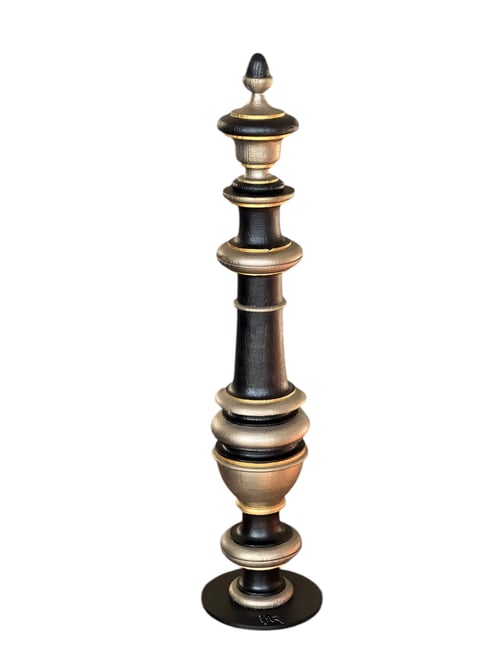 Product totem bronze